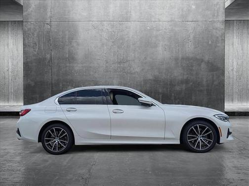 2021 BMW 330 xDrive