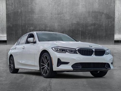 2021 BMW 330 xDrive