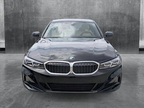 2025 BMW 330 i