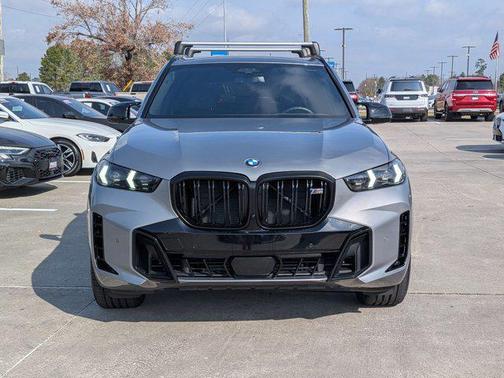 2025 BMW X5 M60i