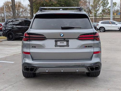 2025 BMW X5 M60i