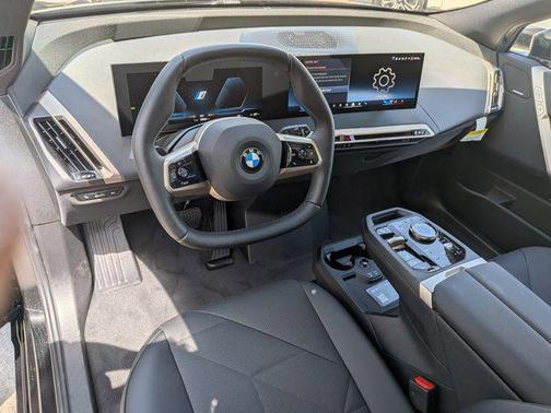 2026 BMW iX xDrive45