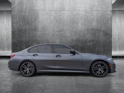 2022 BMW 330 330i