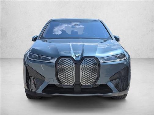 2025 BMW iX xDrive50