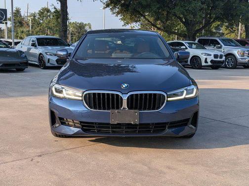 2022 BMW 530 i