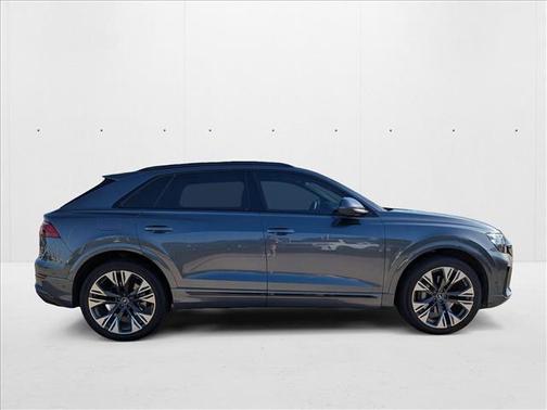 2024 Audi Q8 55 Prestige