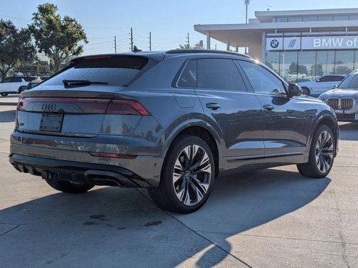 2024 Audi Q8 55 Prestige