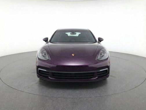 2018 Porsche Panamera 4