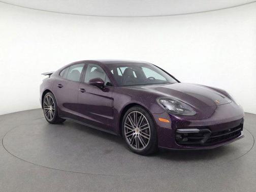 2018 Porsche Panamera 4