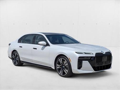 2026 BMW 740 i