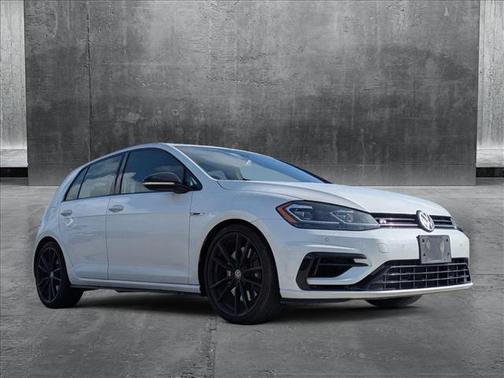 2019 Volkswagen Golf R 2.0T DSG