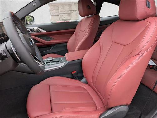 Black Sapphire Metallic 2026 BMW M440 i