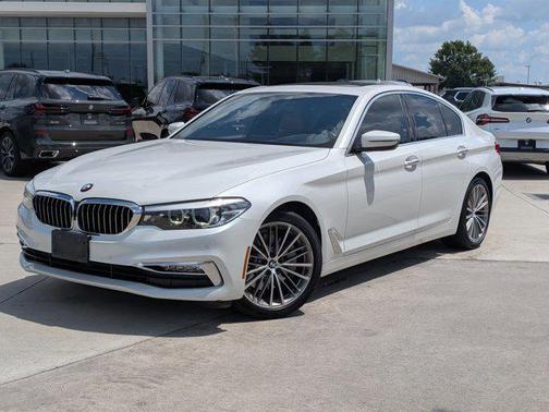 2018 BMW 540 540i