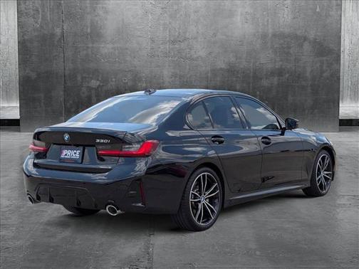 2023 BMW 330 330i