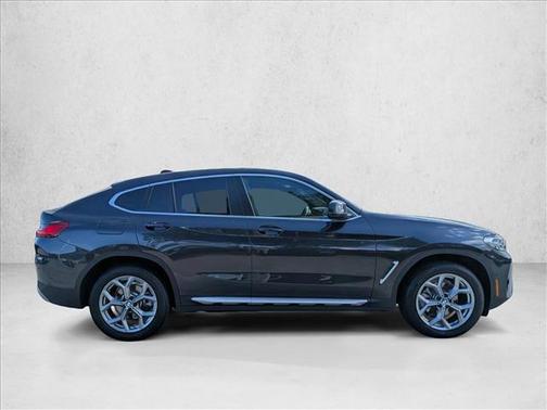 Black 2025 BMW X4 xDrive30i