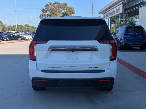 2021 GMC Yukon XL 4WD AT4