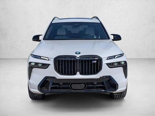 2026 BMW X7 M60i