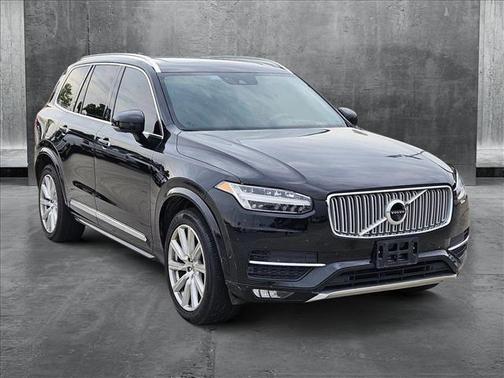 2018 Volvo XC90 T6 Inscription
