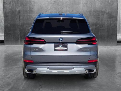 2026 BMW X5 PHEV xDrive50e