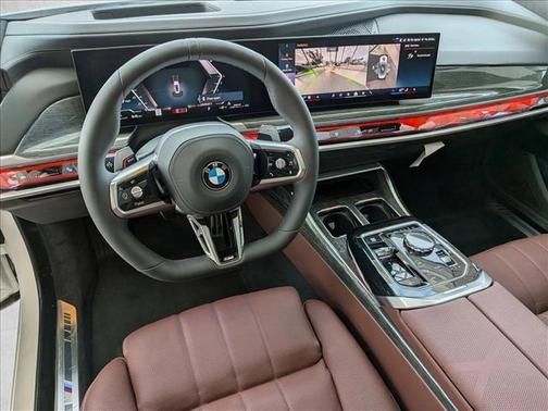 2025 BMW 760 xDrive