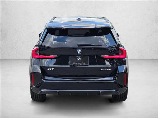 Black Sapphire Metallic 2026 BMW X1 xDrive28i