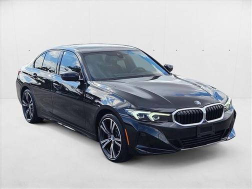 2023 BMW 330 330i