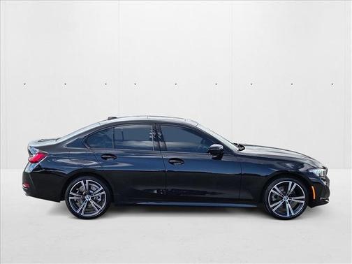 2023 BMW 330 330i