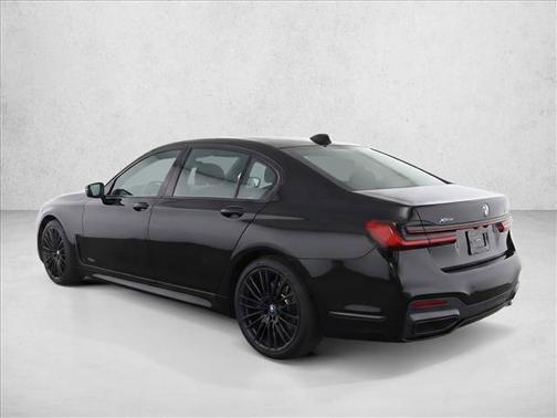 Black Sapphire Metallic 2020 BMW 750 i xDrive