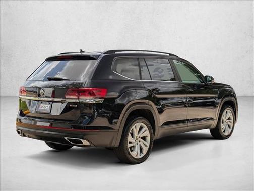 2022 Volkswagen Atlas 2.0T SE w/Technology 4MOTION