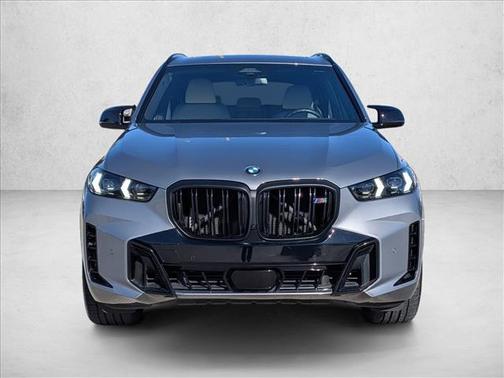 2025 BMW X5 M60i
