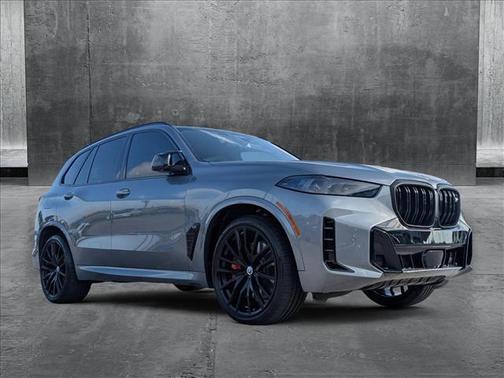 2025 BMW X5 M60i
