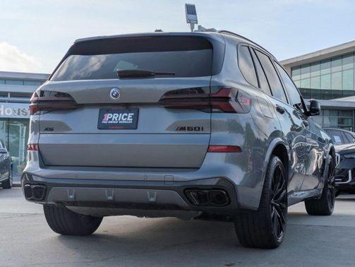 2025 BMW X5 M60i