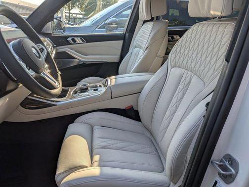 2026 BMW X7 M60i