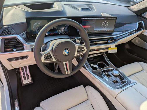 2026 BMW X7 M60i
