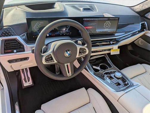 2026 BMW X7 M60i