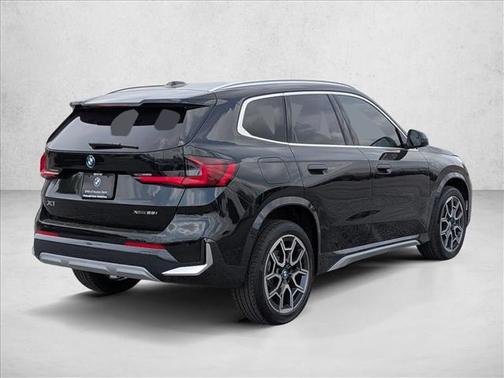 Black Sapphire Metallic 2026 BMW X1 xDrive28i