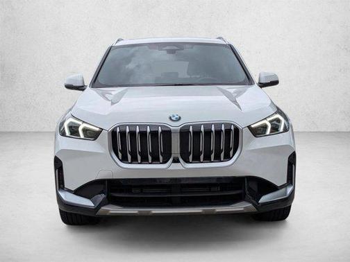 Alpine White 2025 BMW X1 xDrive28i