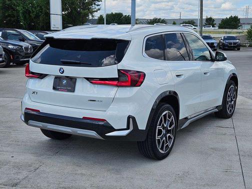 2025 BMW X1 xDrive28i