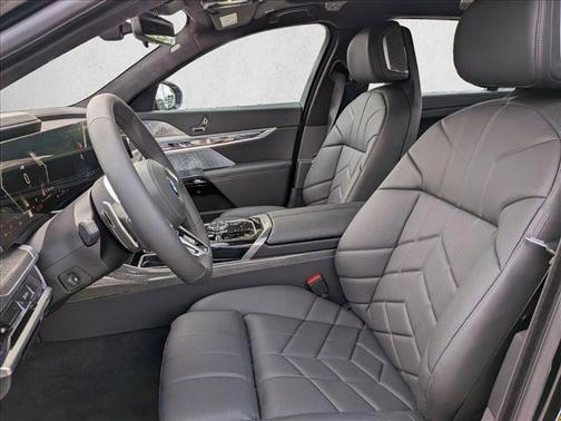 2026 BMW 760 xDrive