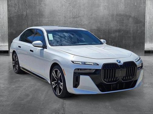 2025 BMW 760 i xDrive