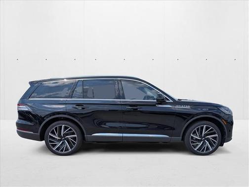 2025 Lincoln Aviator Reserve AWD