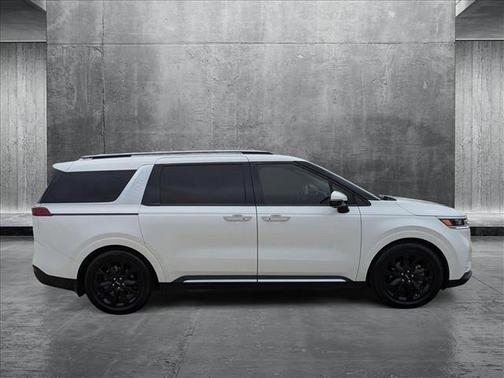 2022 Kia Carnival SX Prestige