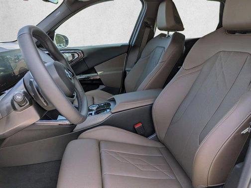 Mineral White Metallic 2026 BMW X3 30 xDrive