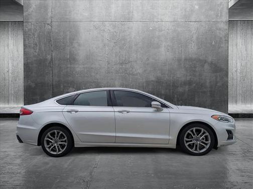 2019 Ford Fusion SEL