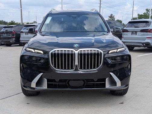 Black Sapphire Metallic 2026 BMW X7 xDrive40i
