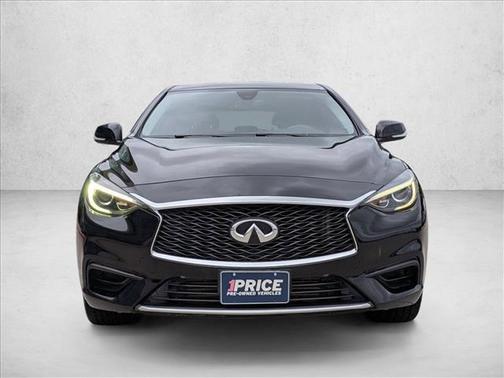 Black Obsidian 2017 INFINITI QX30 FWD