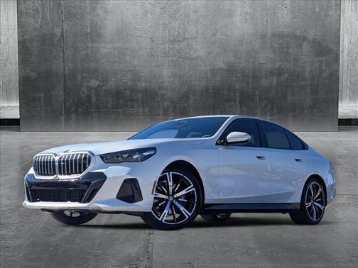 2025 BMW 530 i