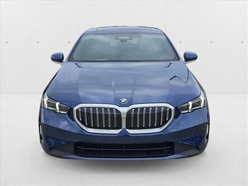 2026 BMW 530 i
