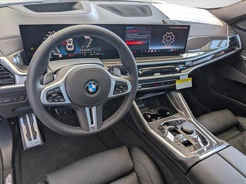 2026 BMW X6 M60i