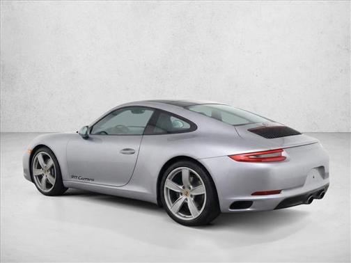 2019 Porsche 911 Carrera